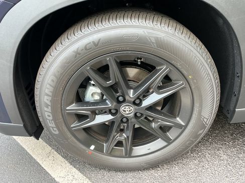 New 2026 Toyota Grand Highlander AWD image 26