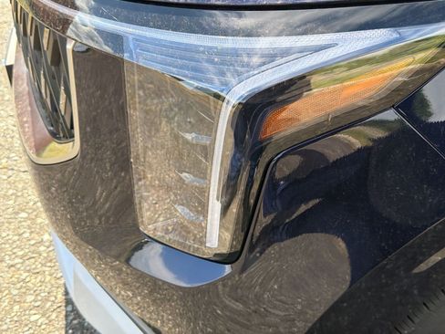 New 2026 Kia Carnival FWD image 13