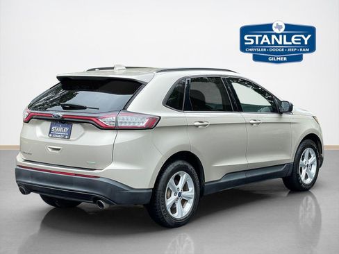 Used 2017 Ford Edge SE w/ Cargo Accessory Package FWD image 10