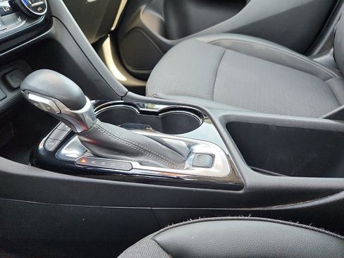 Used 2023 Buick Encore GX Select FWD image 20