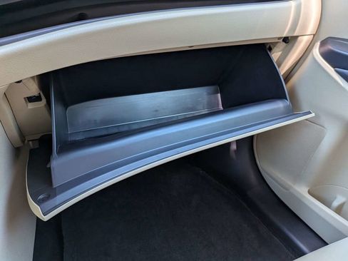 Used 2018 Toyota Highlander XLE FWD image 23