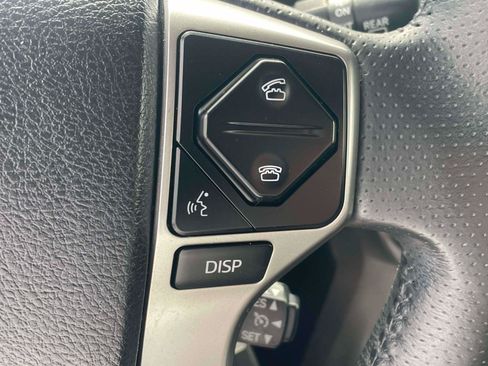 Used 2015 Toyota 4Runner SR5 w/ Four Season Floor Mat Package AWD/4WD image 19