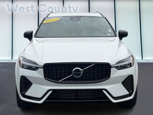 Certified 2023 Volvo XC60 T8 Ultimate w/ Climate Package AWD/4WD image 10