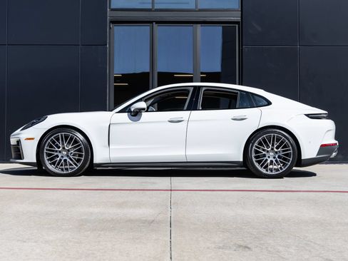Certified 2026 Porsche Panamera 4 AWD/4WD image 2