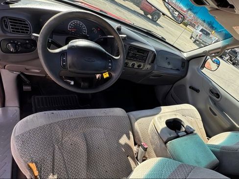 Used 2000 Ford F150 2WD Regular Cab image 7