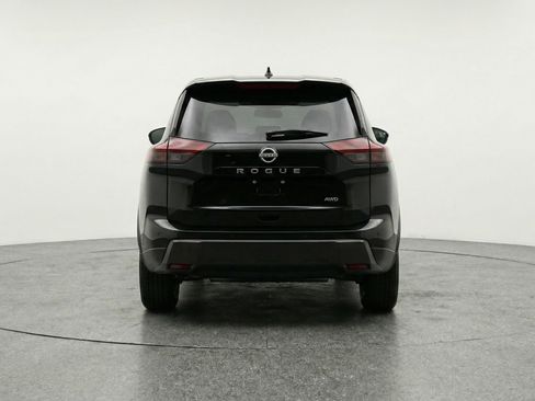 Used 2025 Nissan Rogue SV image 7