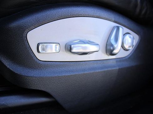 Used 2015 Porsche Macan S image 17