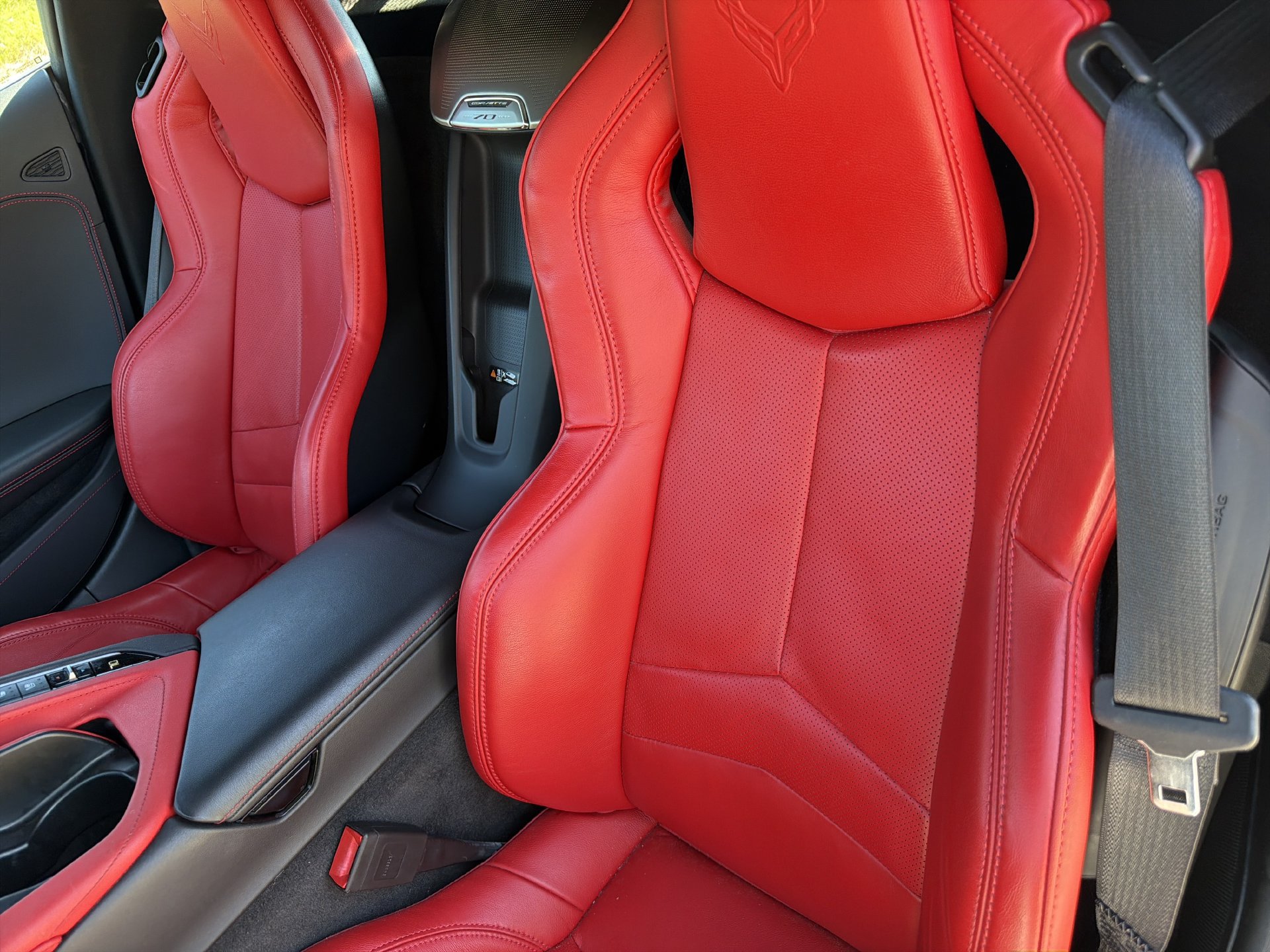Used 2023 Chevrolet Corvette Stingray Preferred Cpe w/ Z51 Performance Package RWD image 16