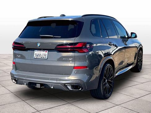 Used 2026 BMW X5 xDrive40i w/ Executive Package AWD/4WD image 9