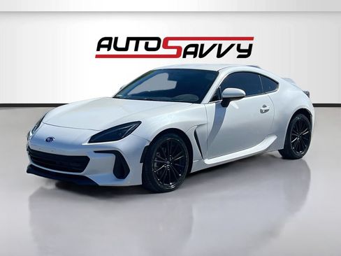 Used 2024 Subaru BRZ Limited RWD image 3