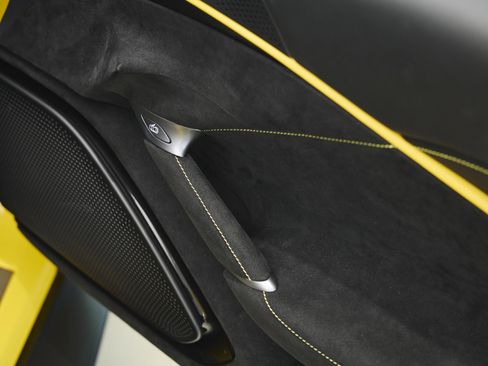Used 2025 Ferrari Roma Spider RWD image 57