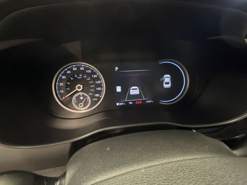 New 2025 Genesis G70 2.5T image 13