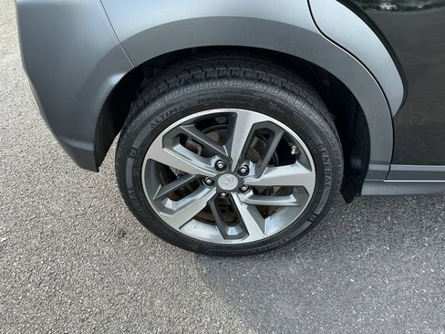 Used 2018 Hyundai Kona Limited AWD/4WD image 5