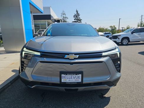 Used 2024 Chevrolet Blazer EV LT AWD/4WD image 2