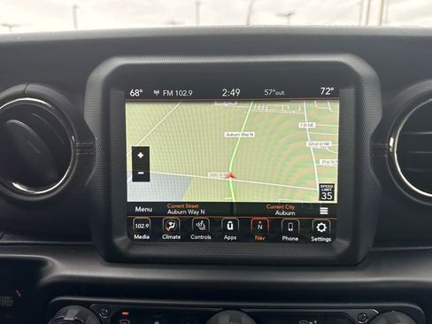 Used 2021 Jeep Wrangler Unlimited Sahara AWD/4WD image 44