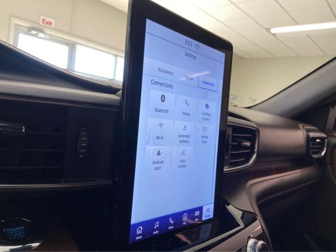 Used 2022 Ford Explorer King Ranch w/ Class IV Trailer Tow Package image 34