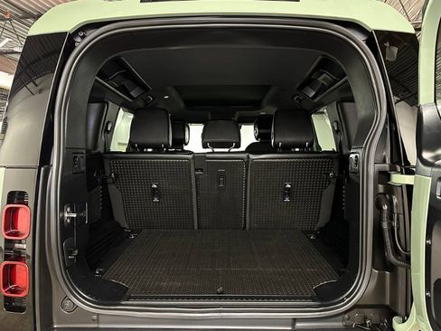 Used 2023 Land Rover Defender 110 75th Limited Edition AWD/4WD image 15