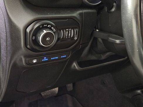 Used 2021 Jeep Wrangler Unlimited Sahara w/ Safety Group image 24