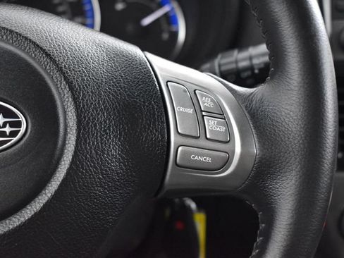 Used 2010 Subaru Forester 2.5X Limited AWD/4WD image 12