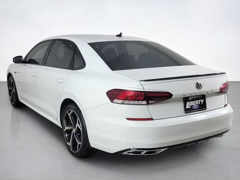 Used 2021 Volkswagen Passat 2.0T R-Line FWD image 5