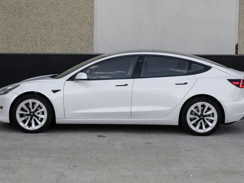 Used 2022 Tesla Model 3 Long Range AWD/4WD image 15