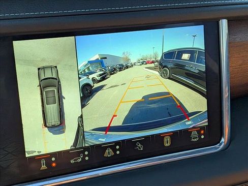 Used 2024 GMC Yukon Denali Ultimate image 15