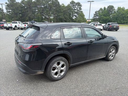 Used 2024 Honda HR-V LX image 8