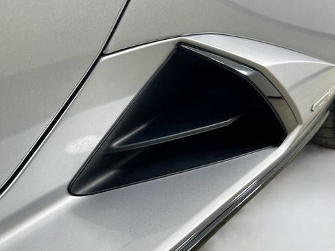 Used 2023 Lamborghini Huracan EVO RWD image 52