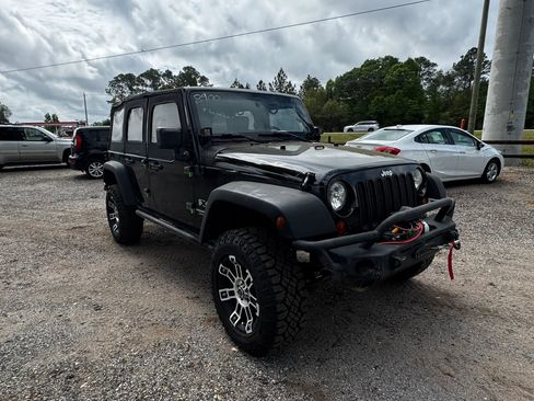 Used 2009 Jeep Wrangler Unlimited X w/ Trailer Tow Group AWD/4WD image 9