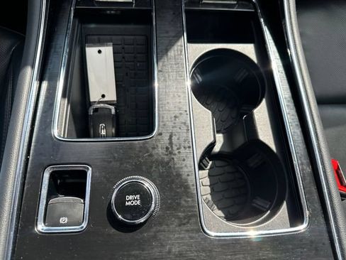 Used 2025 Lincoln Aviator AWD image 36