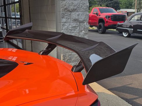 Used 2027 Chevrolet Corvette ZR1 w/ ZR1 Carbon Fiber Aero Package RWD image 8