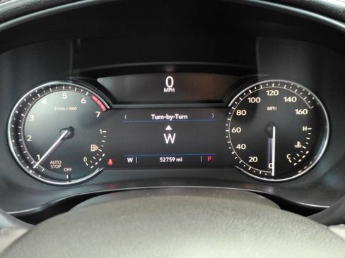 Used 2019 Cadillac XT4 Premium Luxury w/ Cold Weather Package FWD image 37