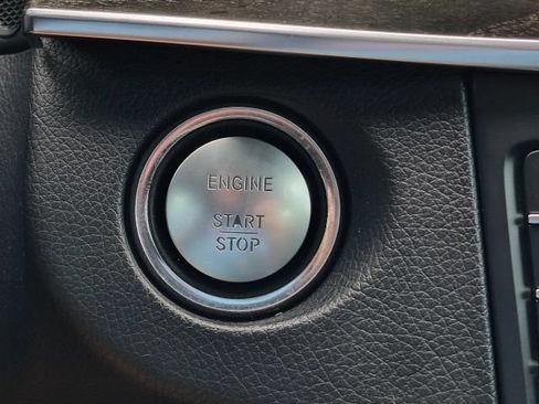 Used 2016 Mercedes-Benz E 350 Sedan image 32