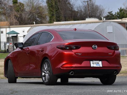 Used 2020 MAZDA MAZDA3 AWD Sedan w/ Preferred Package image 7