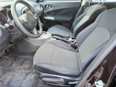 Used 2015 Nissan Juke S FWD image 8