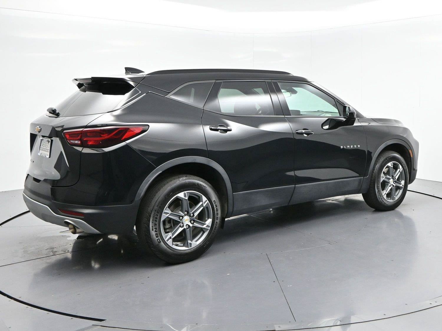 Used 2023 Chevrolet Blazer LT w/ Convenience Package FWD image 7