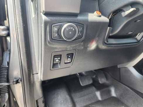 Used 2016 Ford F150 XLT w/ Equipment Group 302A Luxury AWD/4WD image 13