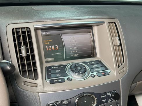 Used 2010 INFINITI G37 x Sedan w/ Premium Pkg image 43