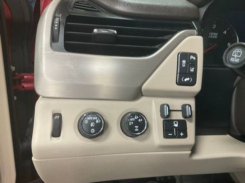 Used 2015 GMC Yukon XL Denali w/ Open Road Package image 11