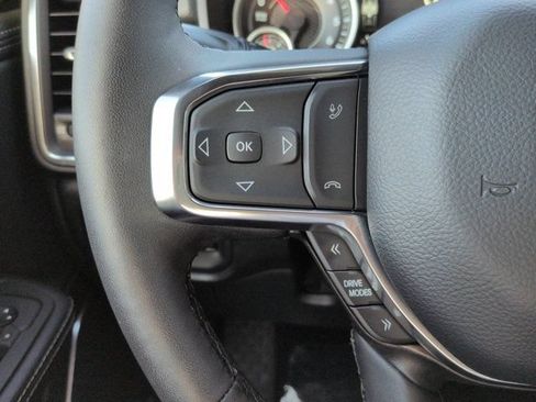 Used 2025 RAM 1500 Laramie AWD/4WD image 23