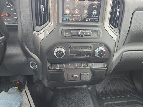 Used 2025 GMC Sierra 1500 Pro w/ Pro Value Package image 25