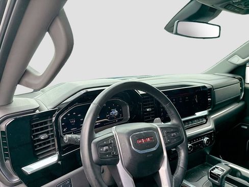 Used 2024 GMC Sierra 1500 SLT RWD image 12