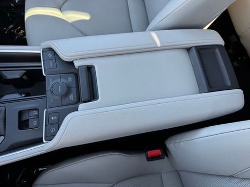 Certified 2026 Toyota Grand Highlander XLE AWD/4WD image 24