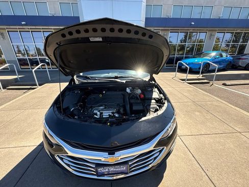 Used 2023 Chevrolet Malibu LT FWD image 7