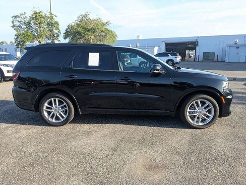 Used 2024 Dodge Durango GT RWD image 3