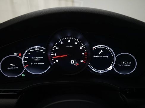 Certified 2022 Porsche Cayenne AWD/4WD image 21