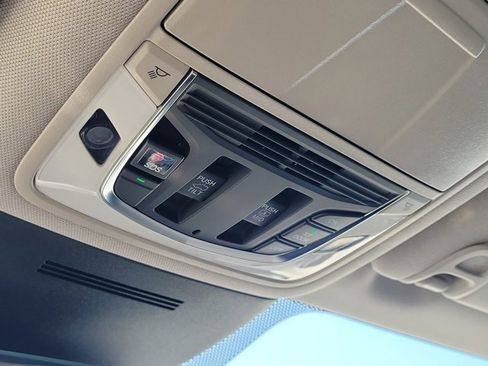 Certified 2025 Acura MDX Technology Package image 23