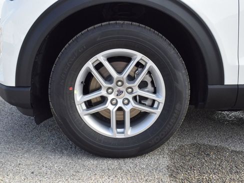 New 2026 Ford Explorer Active w/ Active Comfort Package image 27