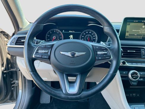 Used 2019 Genesis G70 2.0T Advanced w/ Prestige Package AWD/4WD image 11