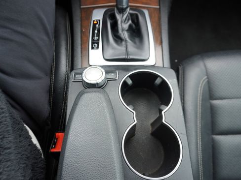 Used 2014 Mercedes-Benz C 250 Coupe image 28